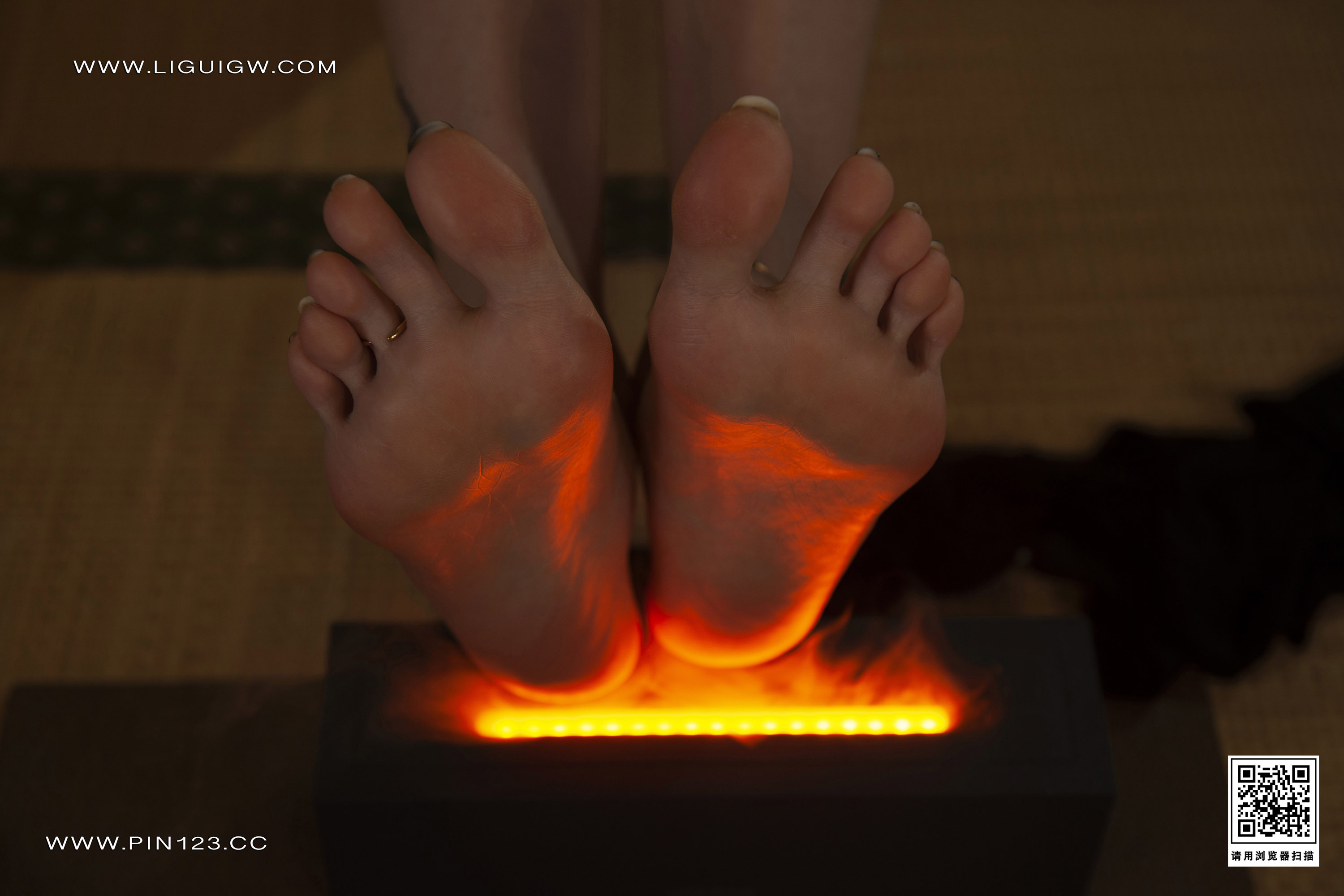 Ligui丽柜 2023.11.27 唇享欲足-私人定制 甜甜